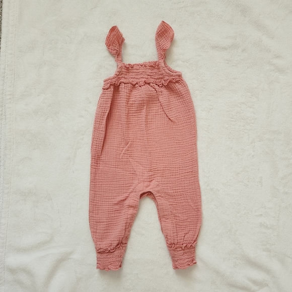 Modern Moments Flutter Sleeve Gauze Rompers - Picture 2 of 4